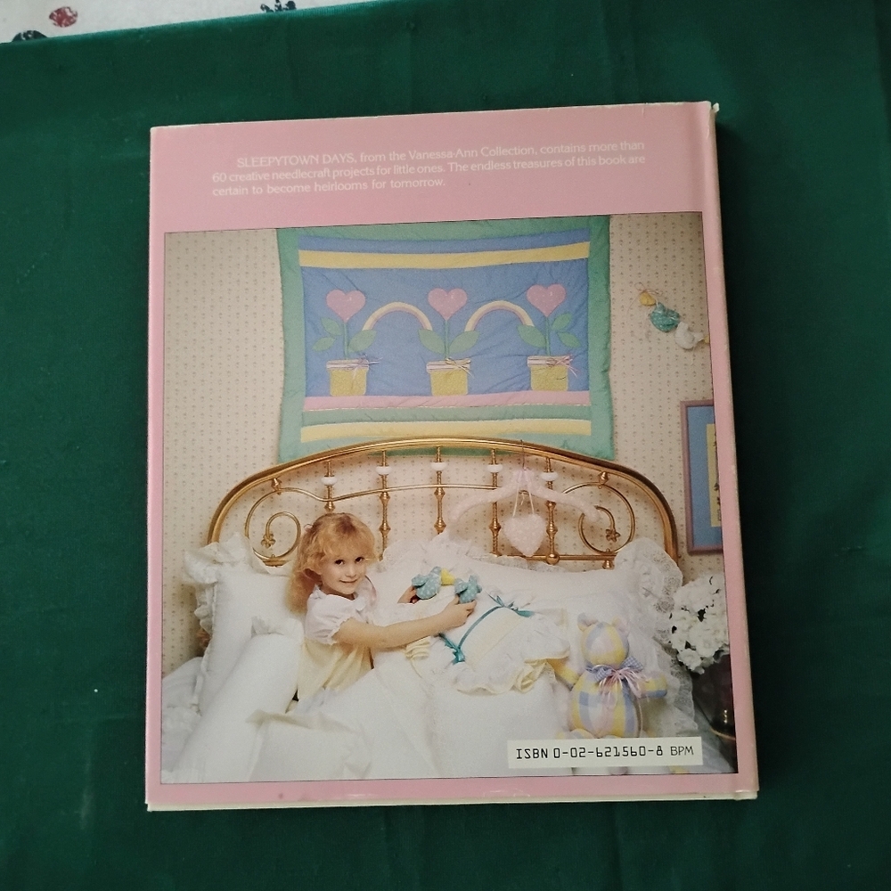 Craft Project Books - Picture 9 of 9